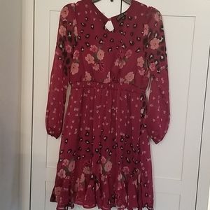 Beautiful flowy flower dress